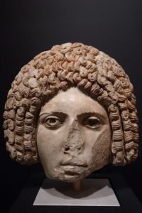 head with 'fro